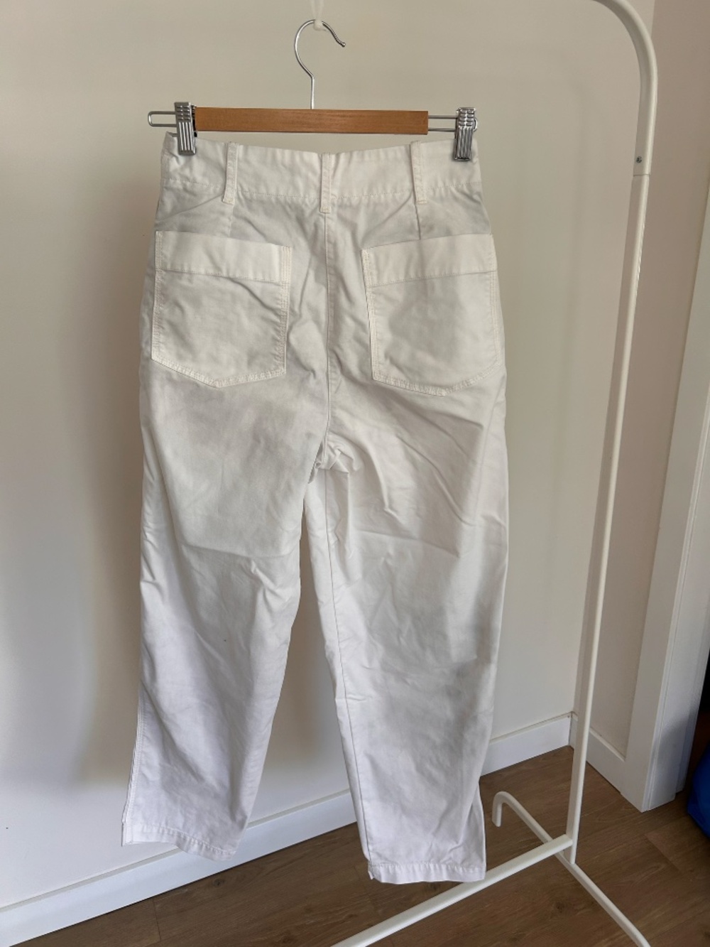 White pants - Picture 2 of 3